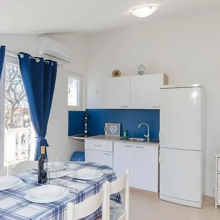 Apartment Snjezana