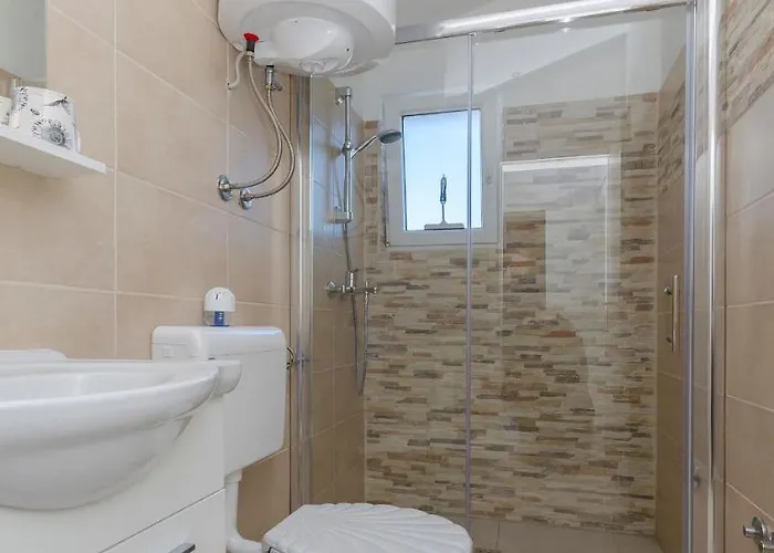 Snjezana アパート